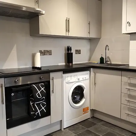 Oliver Wests Beautiful 2 Bedroom Sleeps 4 Apartment Scarborough Exterior photo